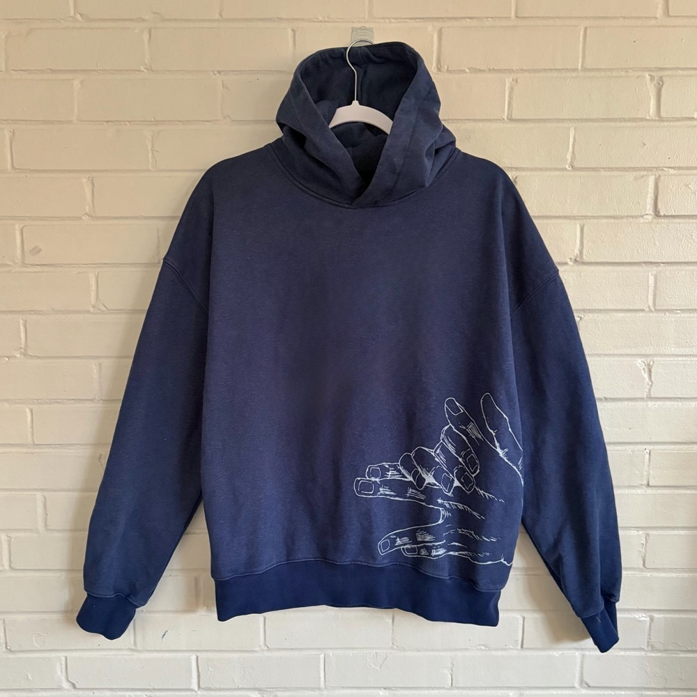 ❌SOLD❌ KENSHIN KOLLECTION Graphic Hoodie Hand+Wolf Anime/Manga Design, SZ M EUC - Picture 1 of 9